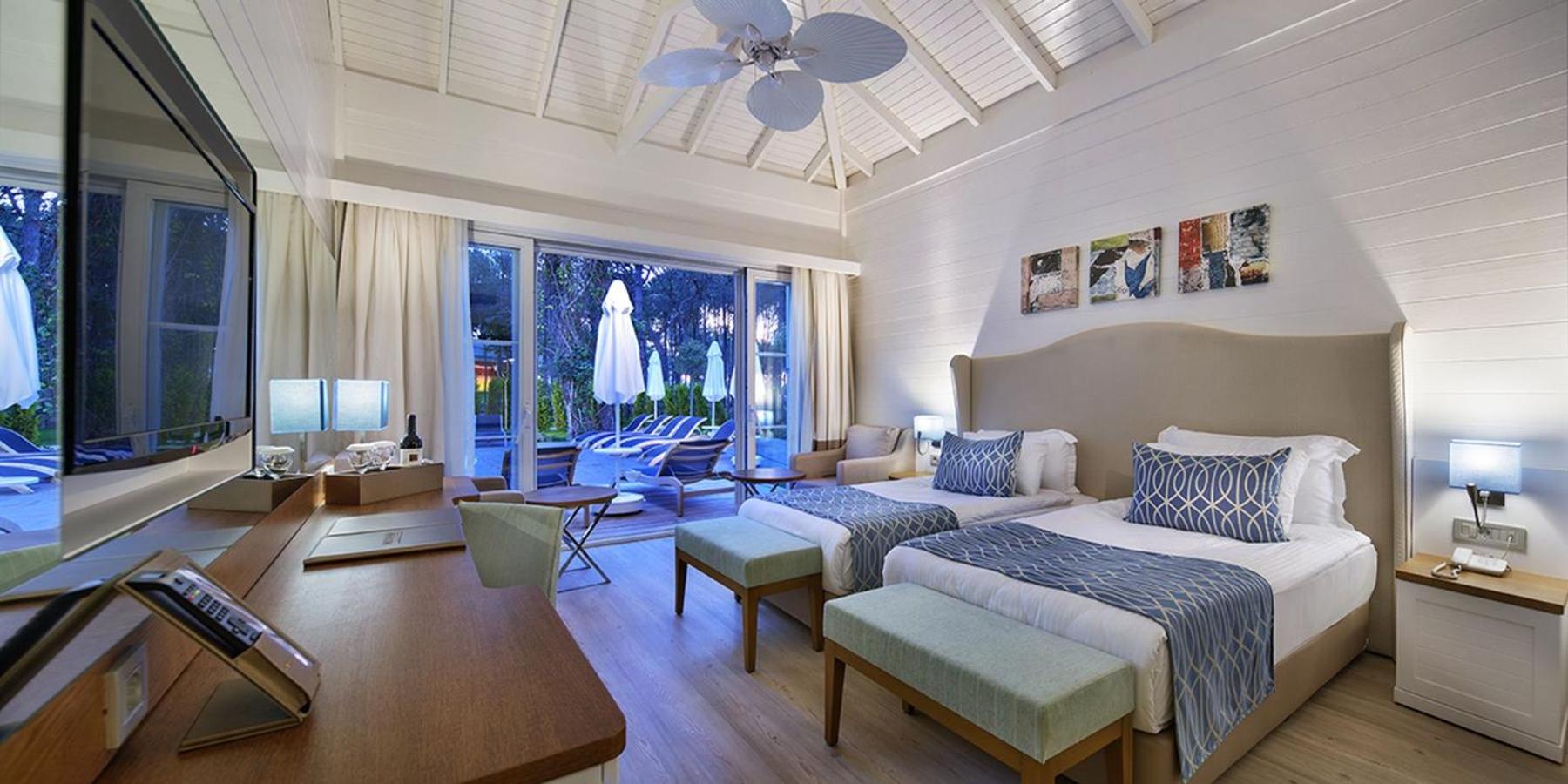 Cedar, House, 1 Double and 1 Single Bed, Lagoon View