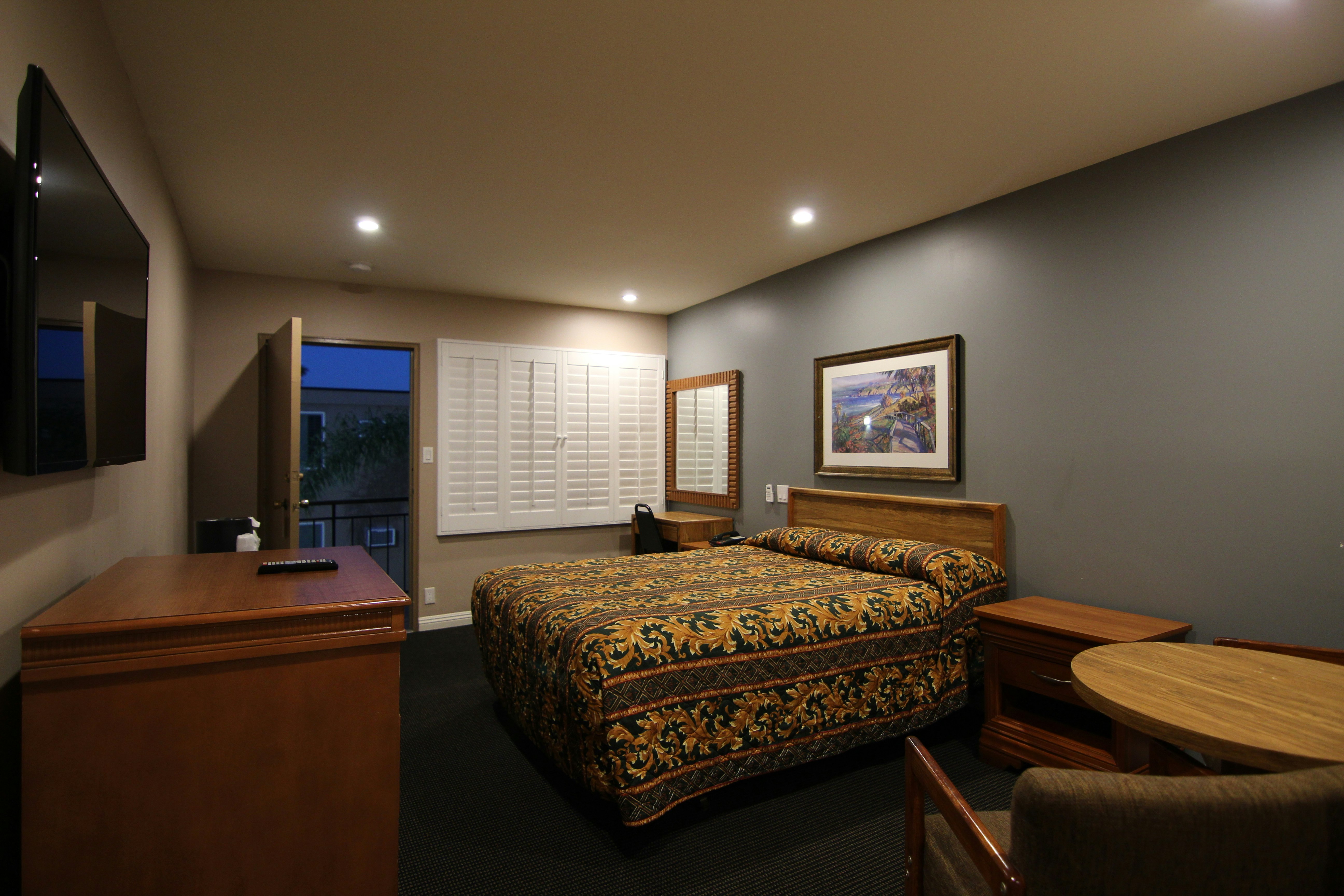 Dunes Inn Wilshire 47/72