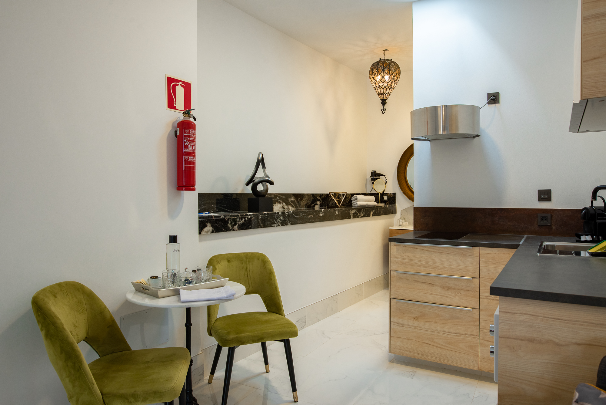 El Charco Suites 26/50