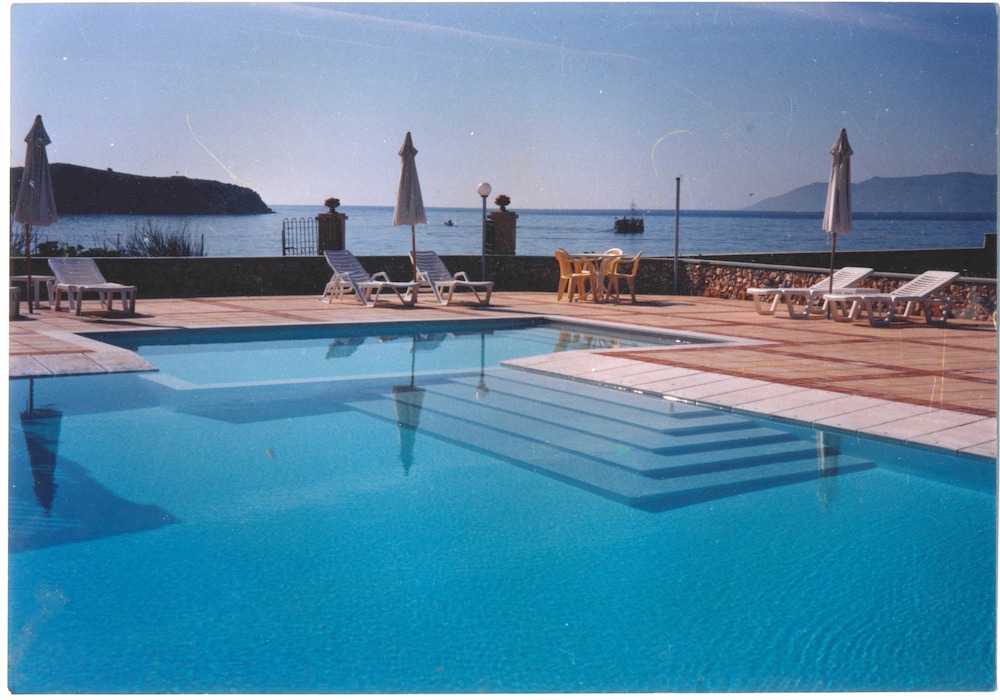 Panselinos Hotel 11/36