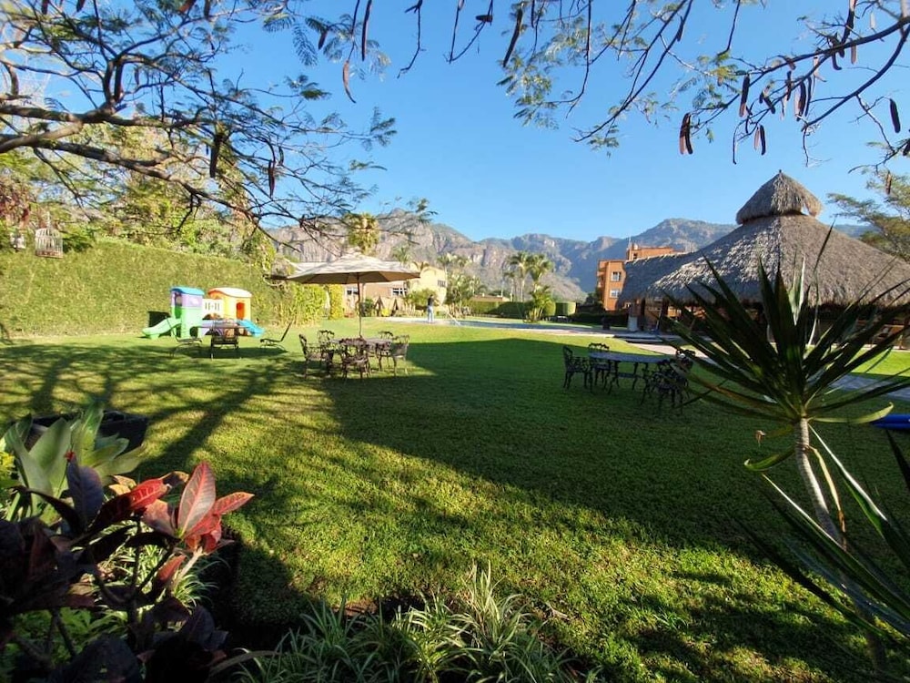 Hotel Real del Valle 34/50
