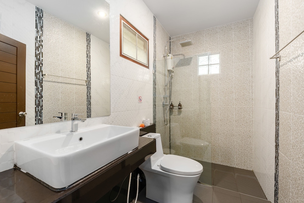 Promtsuk Buri Resort 46/48