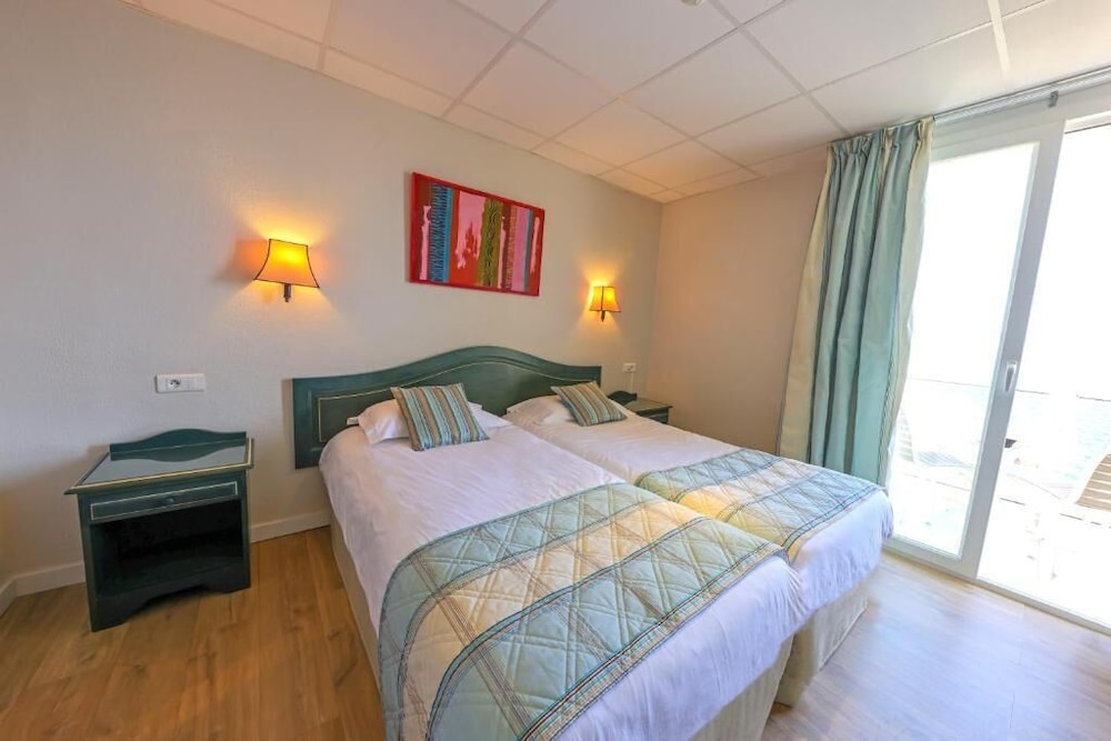 Hotel Saint Christophe Calvi (ex Saint Christophe Corsica) 17/55