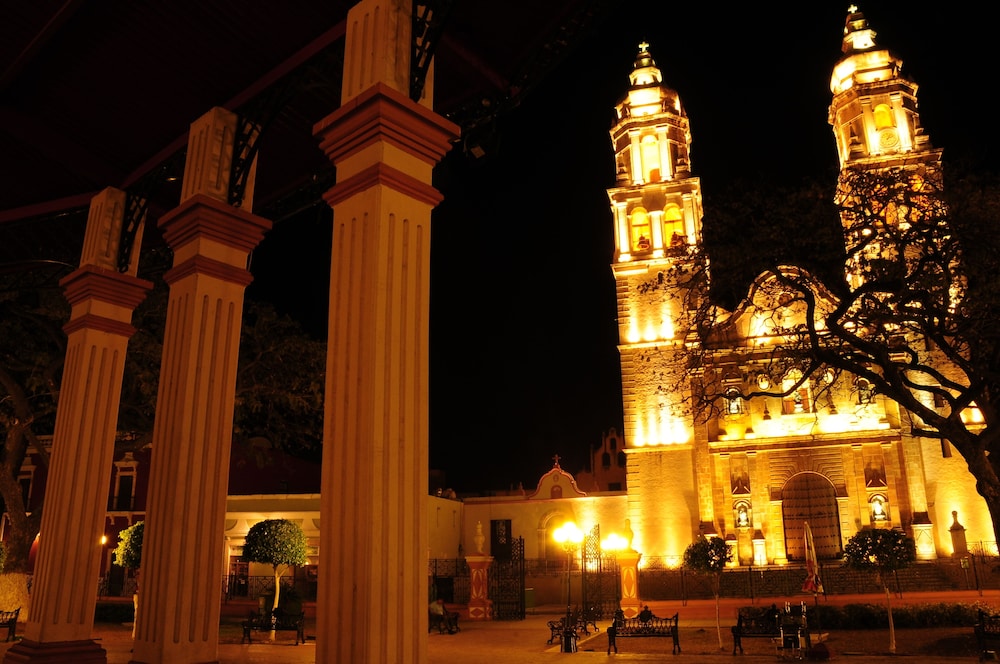 Del Paseo 62/66