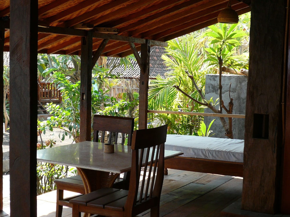 Classic Beach Villas 26/50