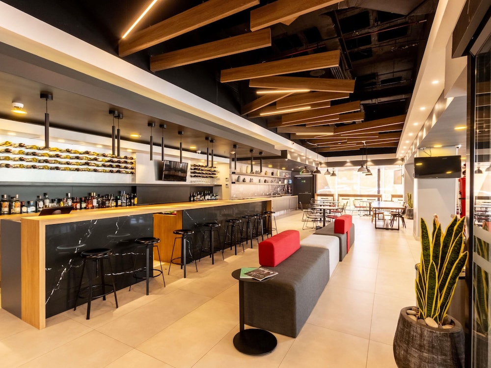 Ibis Tijuana 27/50