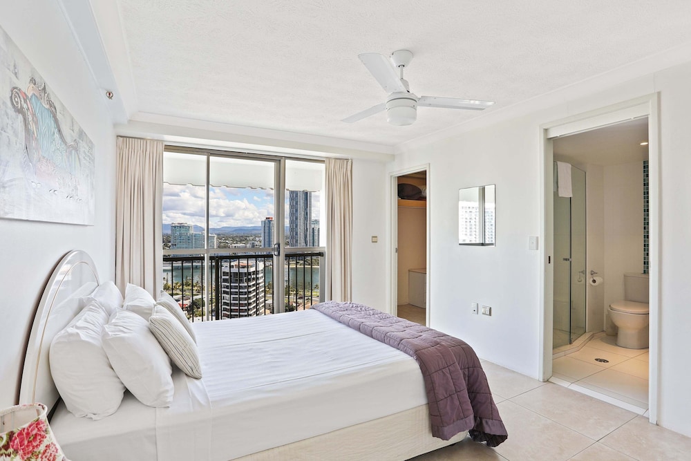 1 Bedroom, Superior, Apartment, Queen Bed