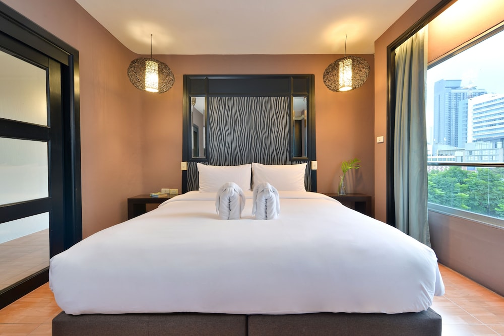 Royal View Resort 11/50