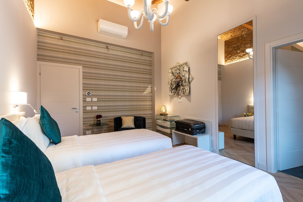 Kairos by Florence Art Apartments 17/74