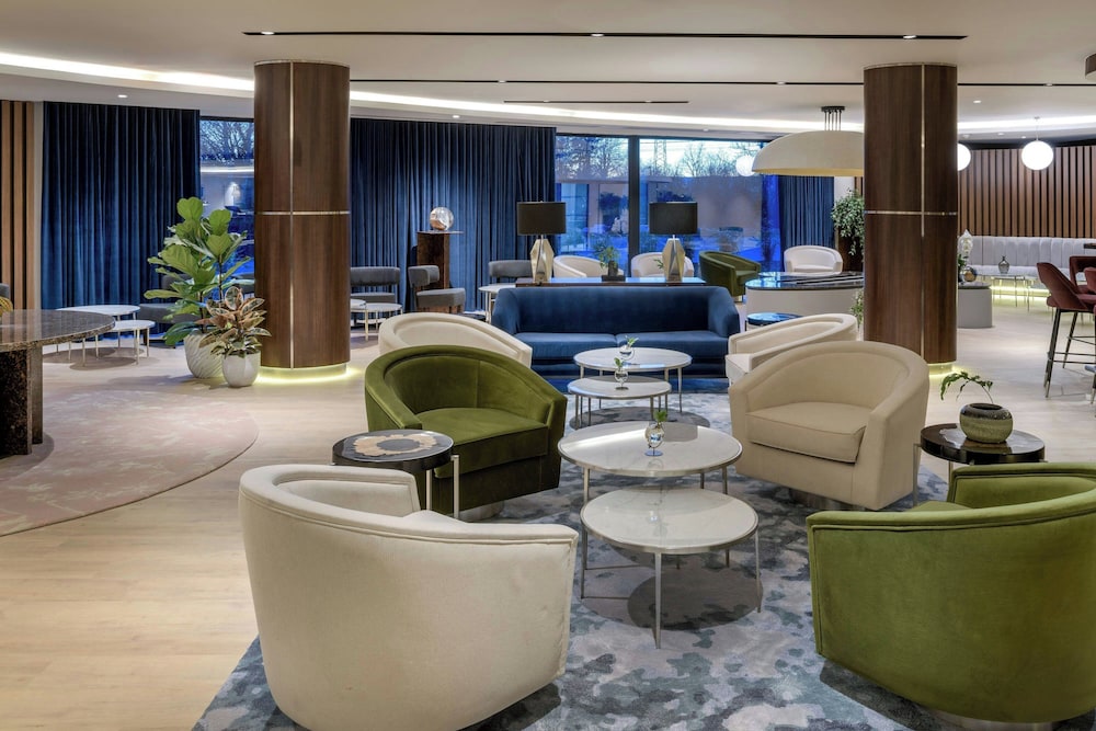 AC Hotel Saint-Julien-en-Genevois 33/48