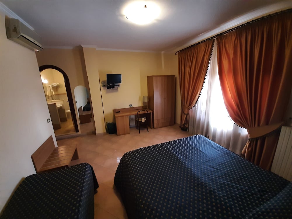 Albergo Lachea 9/41