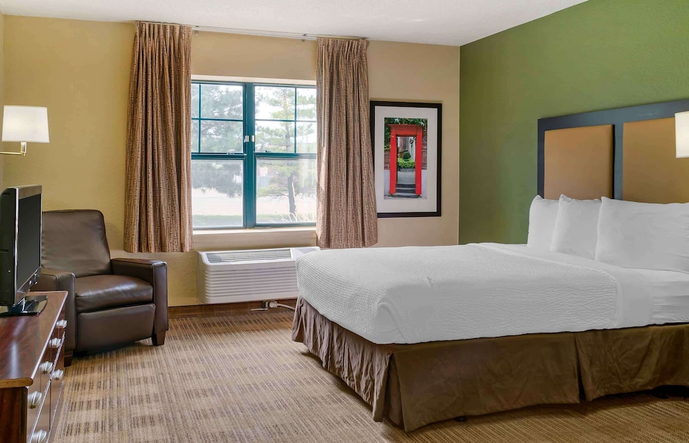 Extended Stay America Phoenix - Chandler 11/37