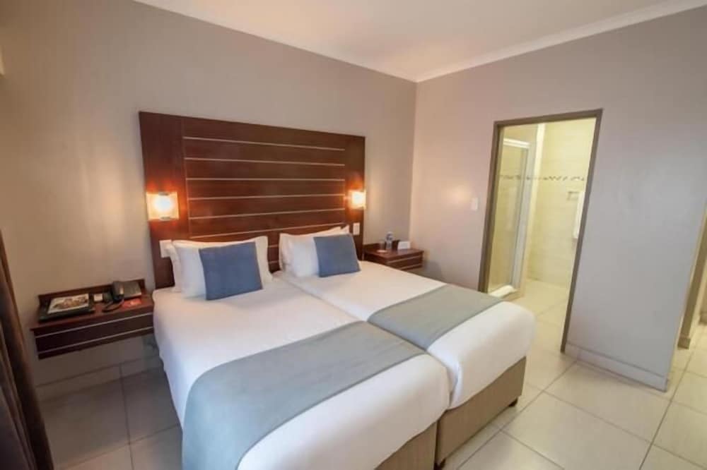 HOTEL SAVOY 13/50