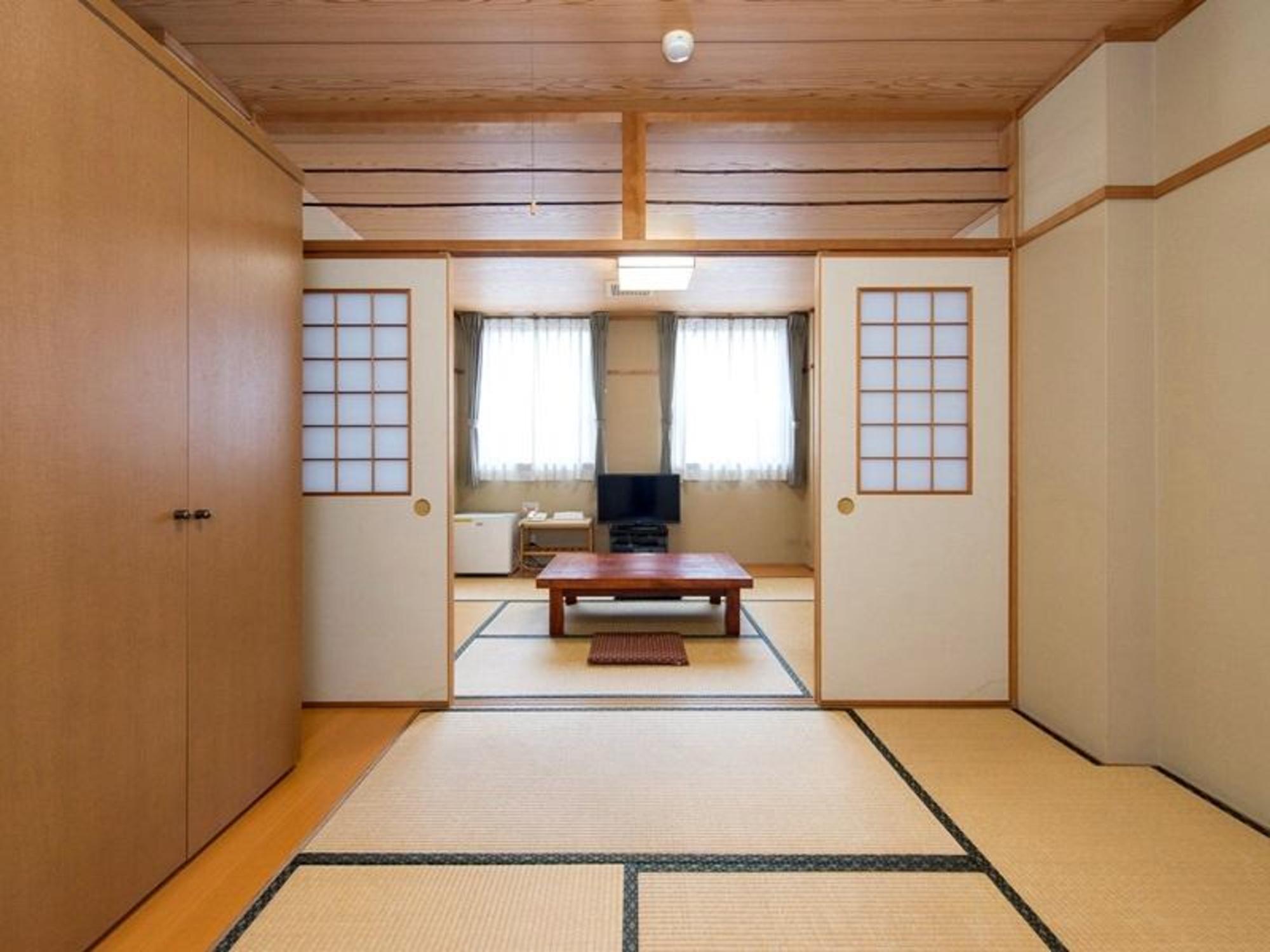 New Biwako Hotel 41/57