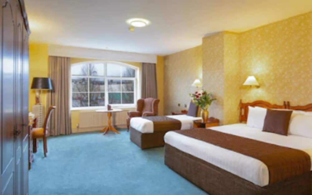 Brook Lodge Boutique Hotel 28/70