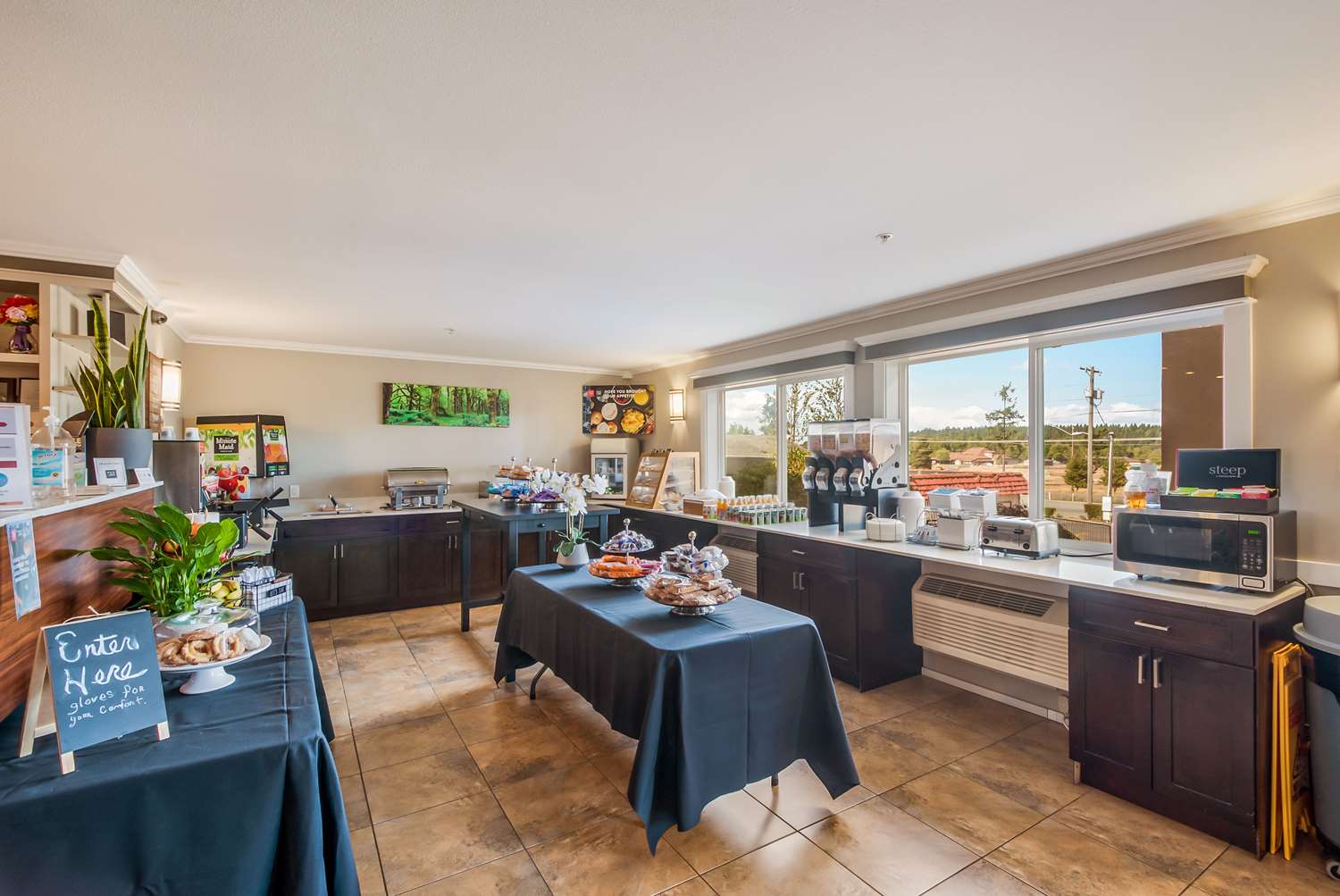 Red Lion Inn & Suites Sequim 11/22