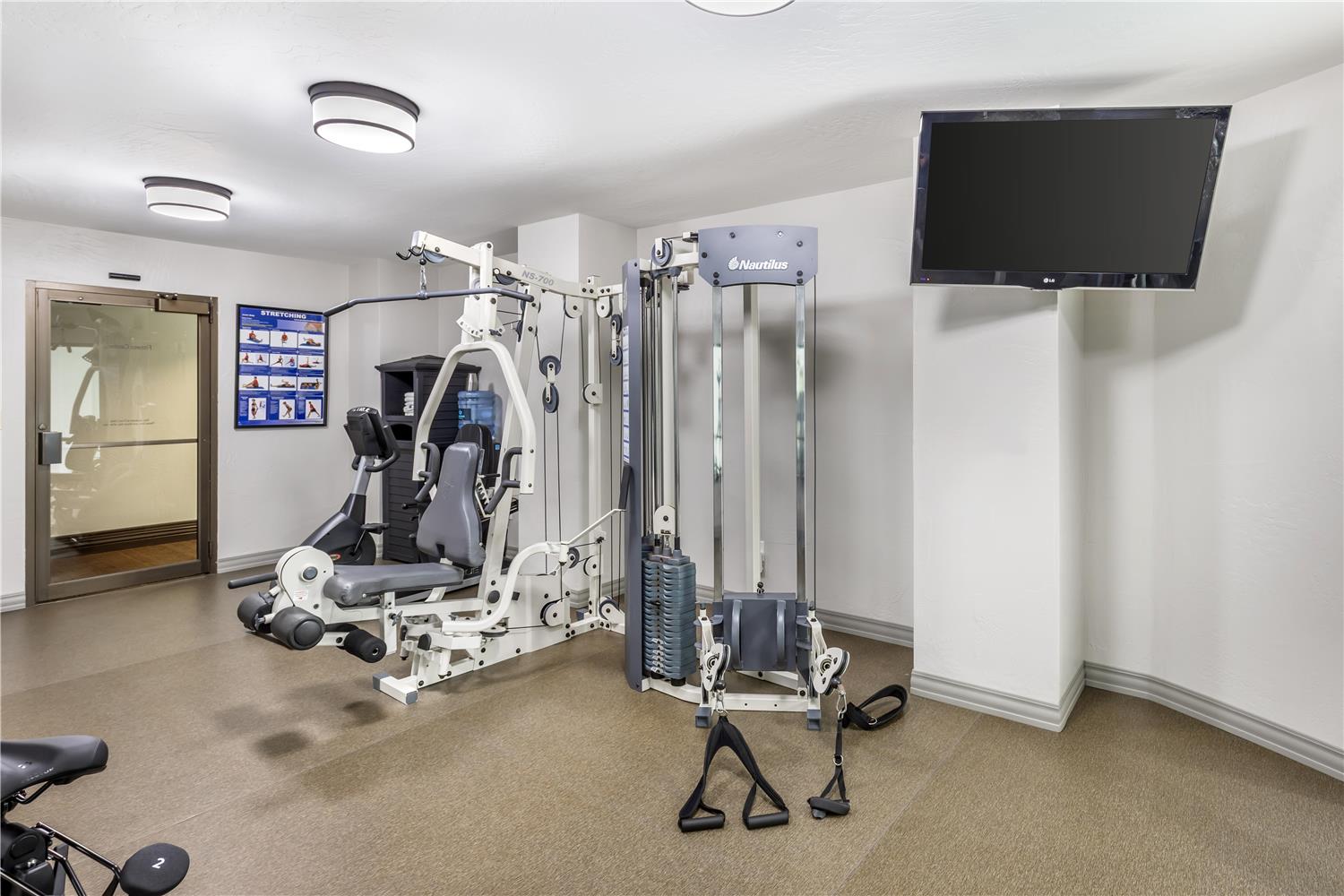 Best Western Plus Great Northern Inn 27/47