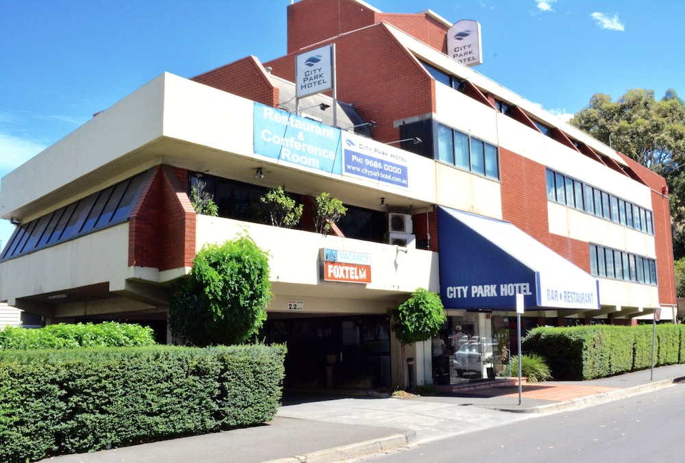 City Park Hotel 1/28