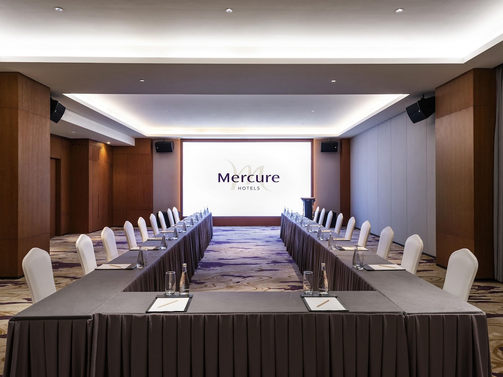 Mercure Shenzhen Pinghu 69/72