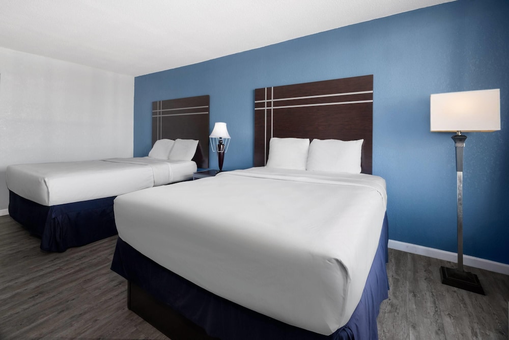 Travelodge by Wyndham Salisbury MD 26/50