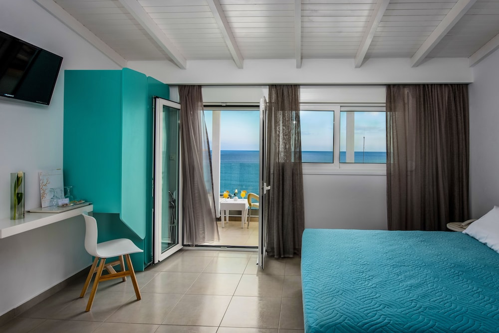 Coral Boutique Hotel 44/59