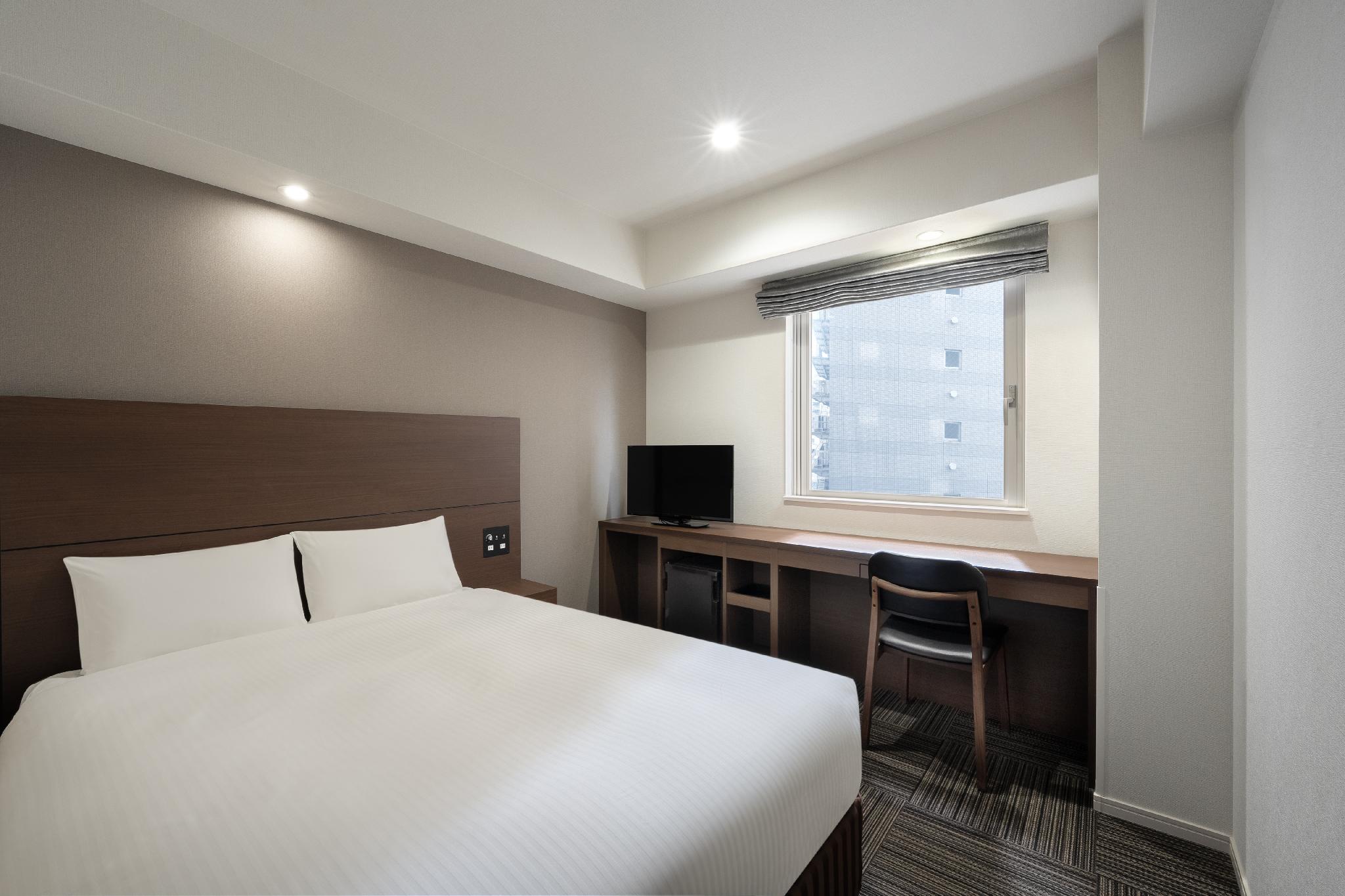Standard Double with Shower Booth Only
