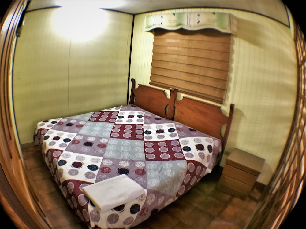 Hotel Casa Las Orquideas 48/72