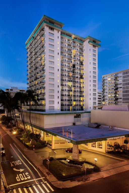 DELUXE, OCEAN VIEW, CORNER
