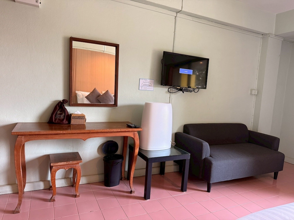 A Hotel Budget 41/61