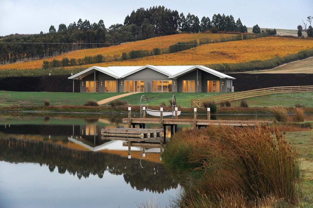 Relbia Lodge 26/28