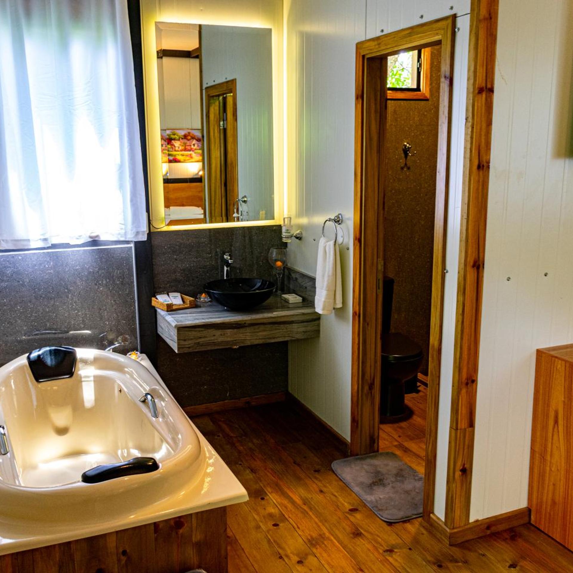 Los Lagos Resort Hotel 49/50