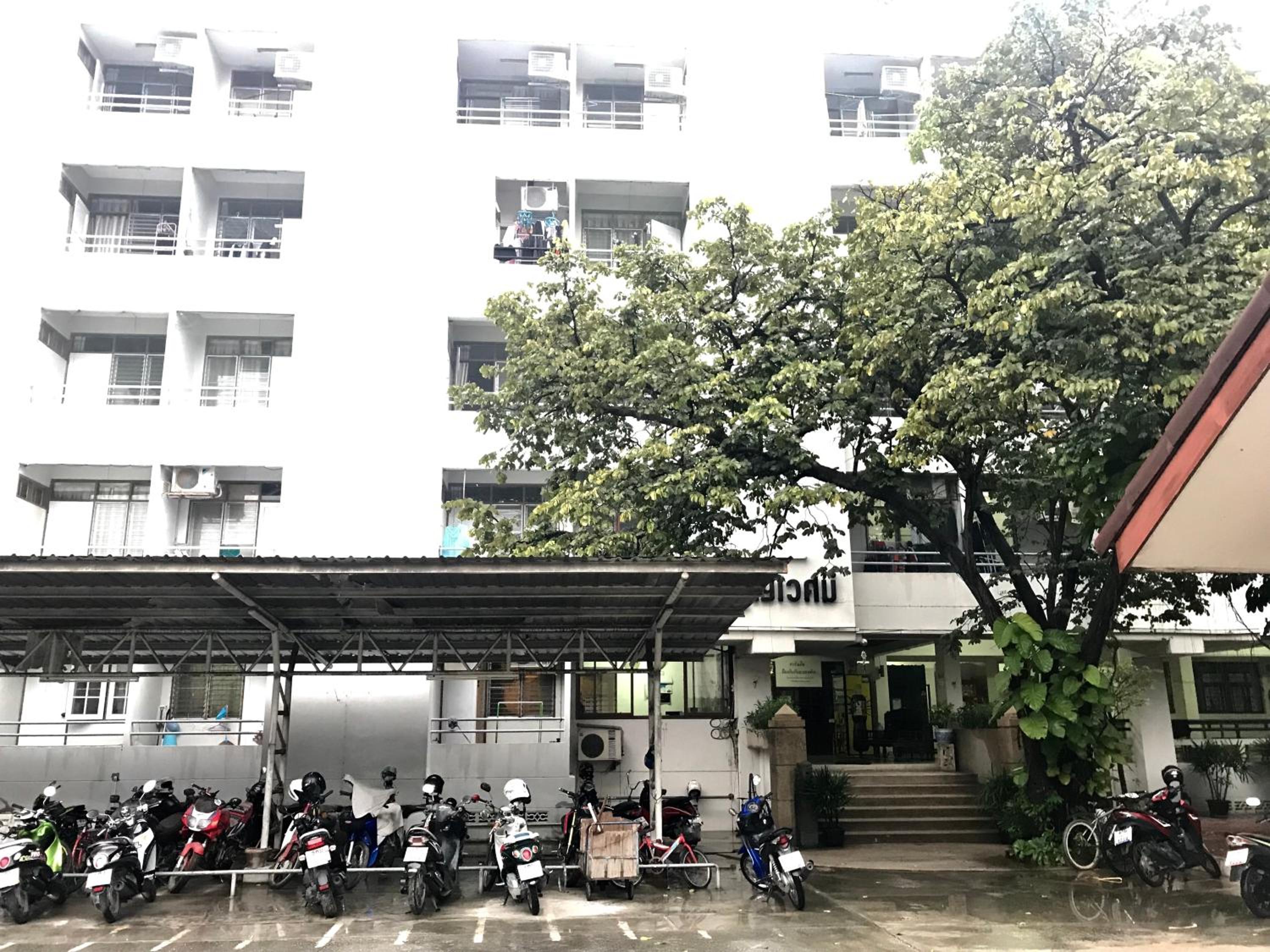 Jaroonwej Bangsaen 2/24