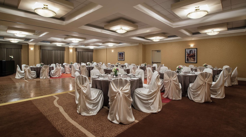 Hilton Garden Inn West Edmonton 36/47