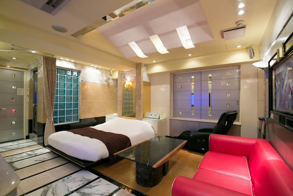 Hotel D-Wave 6/22