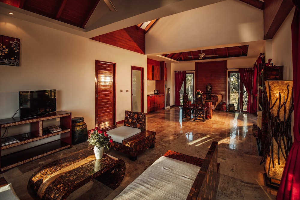 Thai Island Dream Estate 40/70