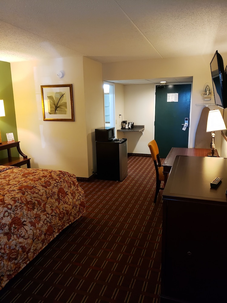 Select Inn Murfreesboro 25/60
