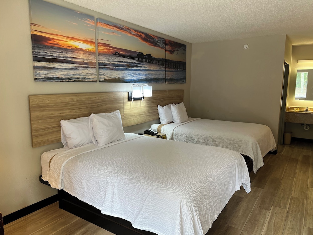 Days Inn By Wyndham North Columbia Ft Jackson 26/50