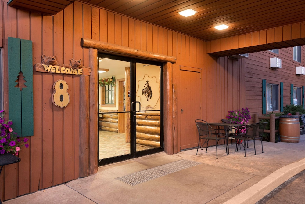 Super 8 By Wyndham Jackson Hole 15/31