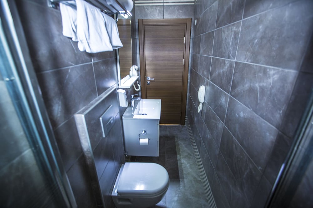 Rivada Otel 40/40