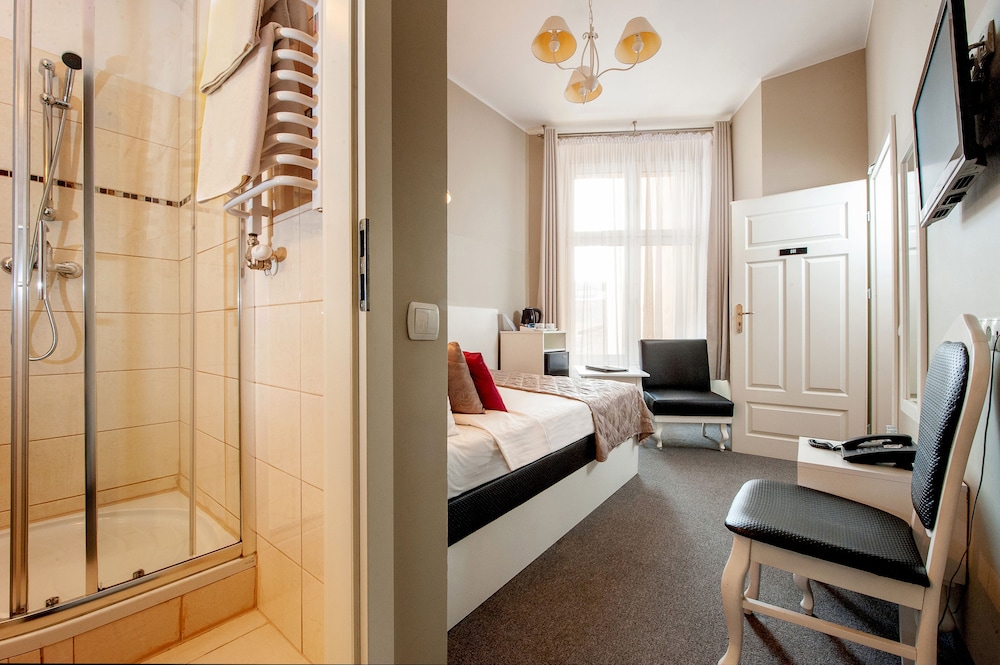 Leone Aparthotel 17/30