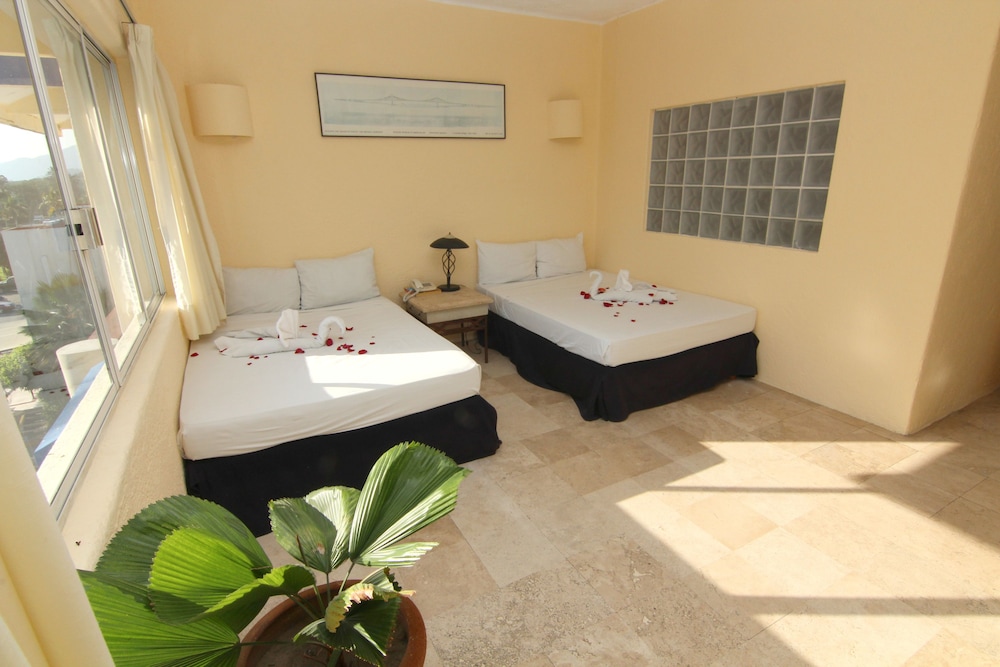 Villamar Princesa Suites 32/63