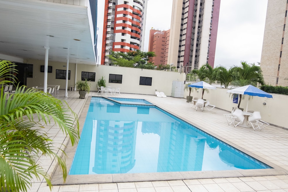 Executive Arrey Hotel 45/50