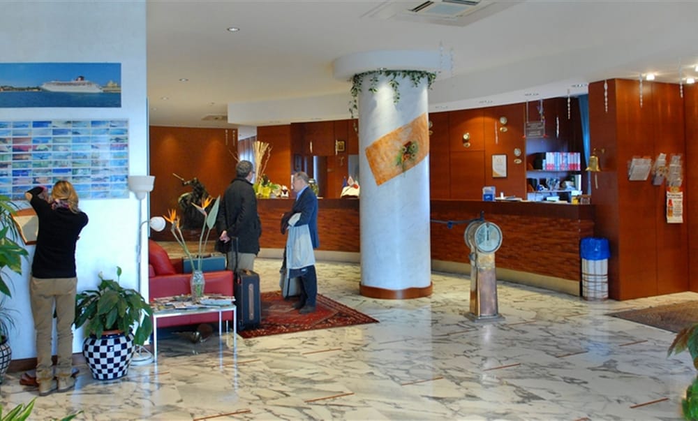 Best Western Hotel Nettuno 8/39