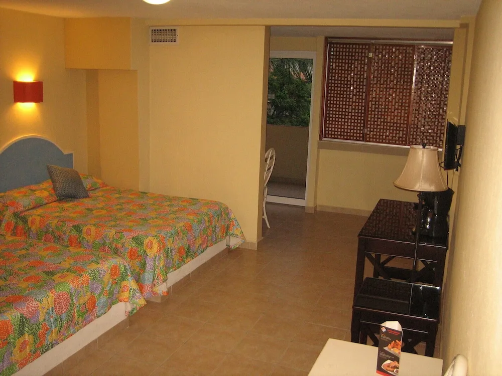 Hotel Delfines Acapulco 26/44