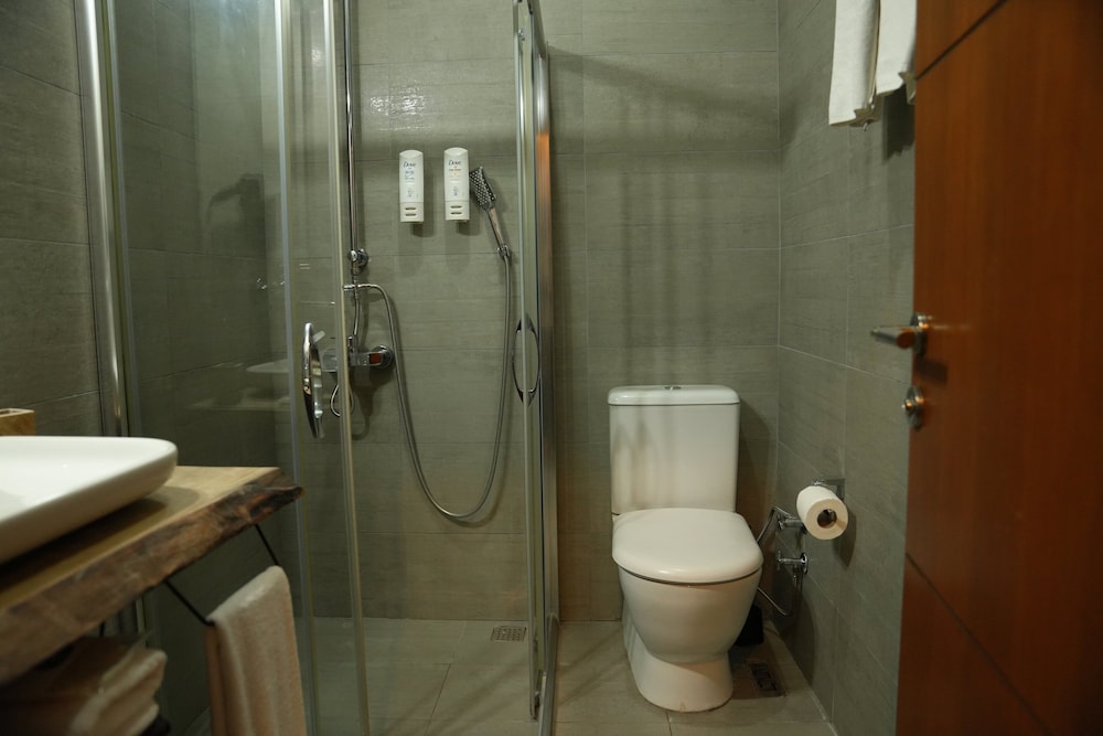 Cevizdibi Butik Otel 49/50