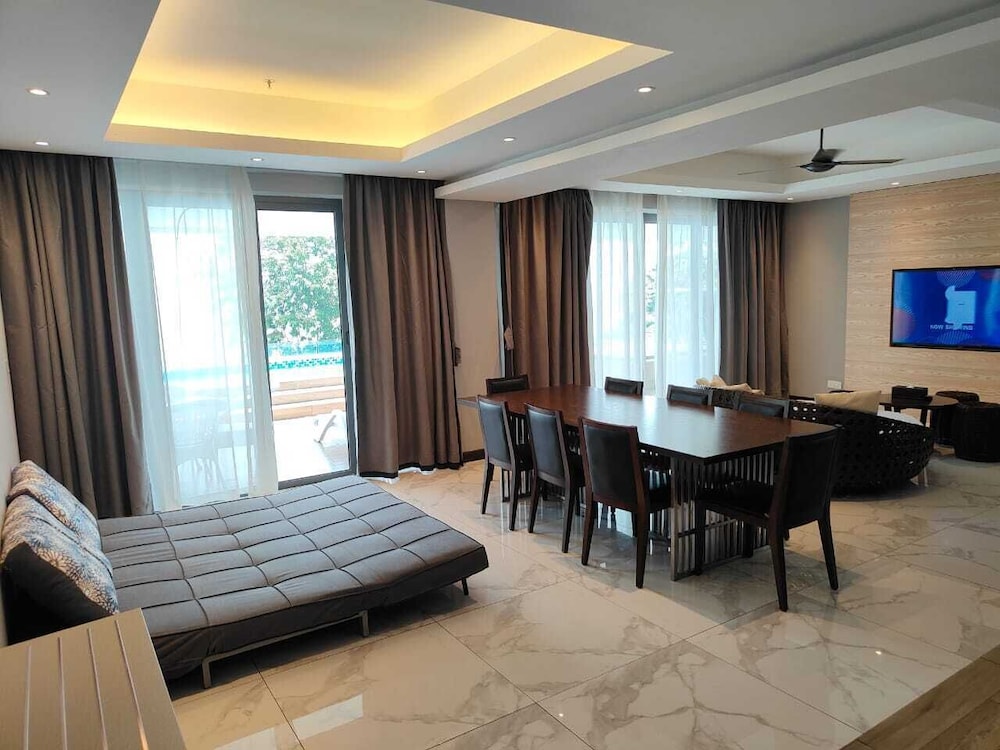 Pacific Regency Beach Resort Port Dickson 34/48