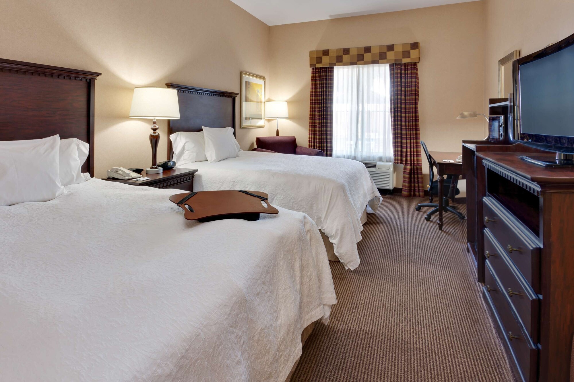 room, 2 queen beds