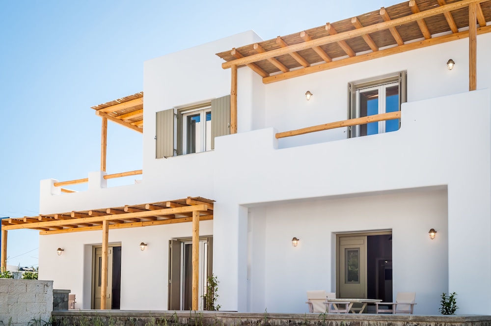 Vilos Suites 1/50