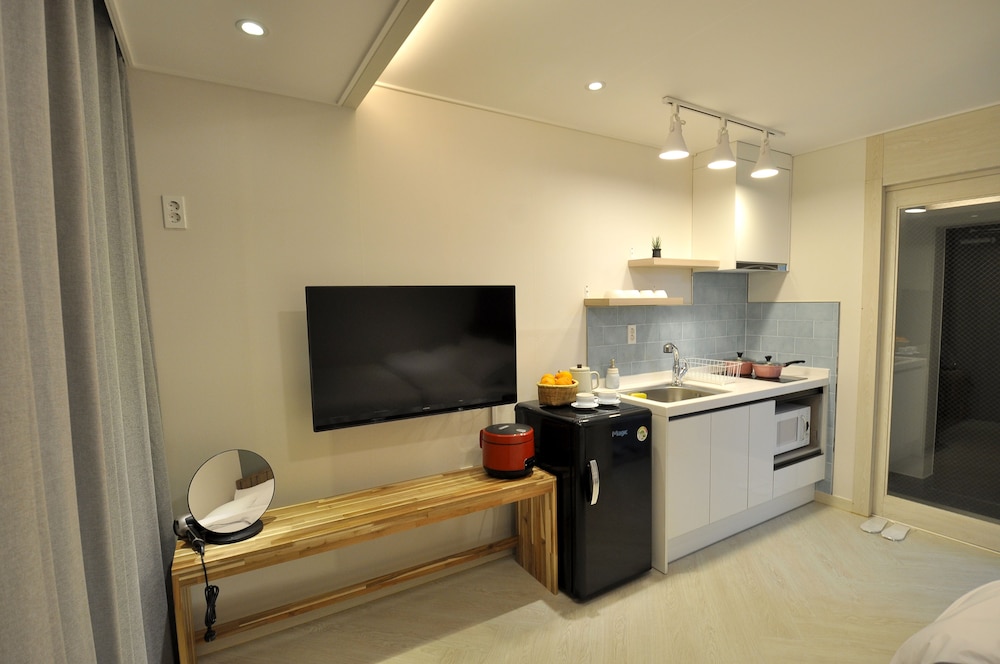 Bookchon Place Jeju 35/60