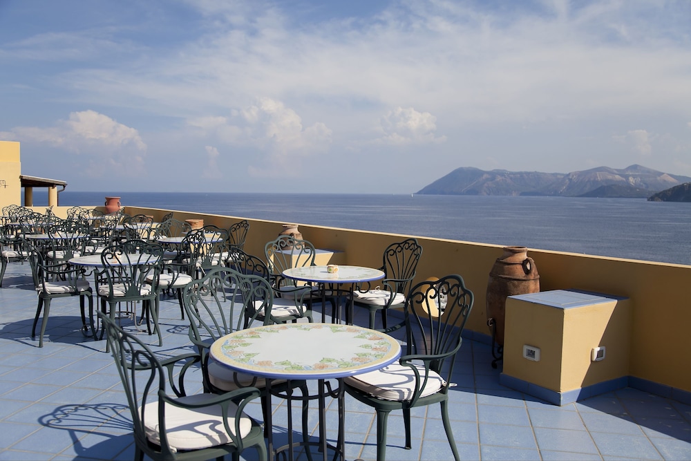Hotel A Pinnata Lipari 18/33